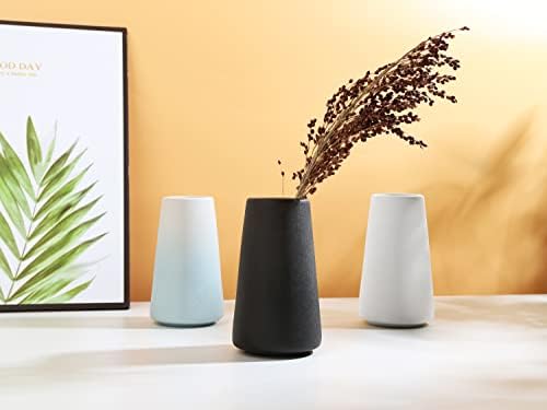 Simple White Ceramic Vase for Home Decor and Flowers