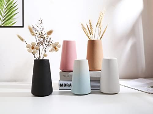 Simple White Ceramic Vase for Home Decor and Flowers
